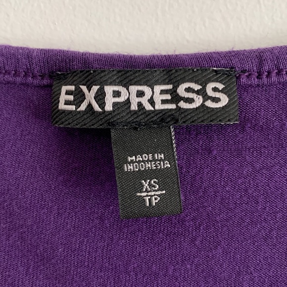 🔹 3/$20 🔹 Express Ruffled Tank Top - Picture 2 of 3